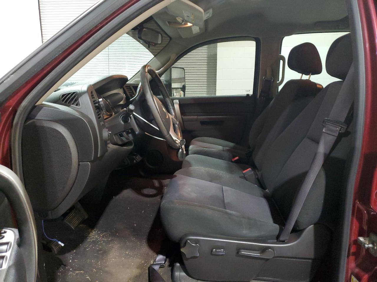 2013 Chevrolet Silverado - Image 7