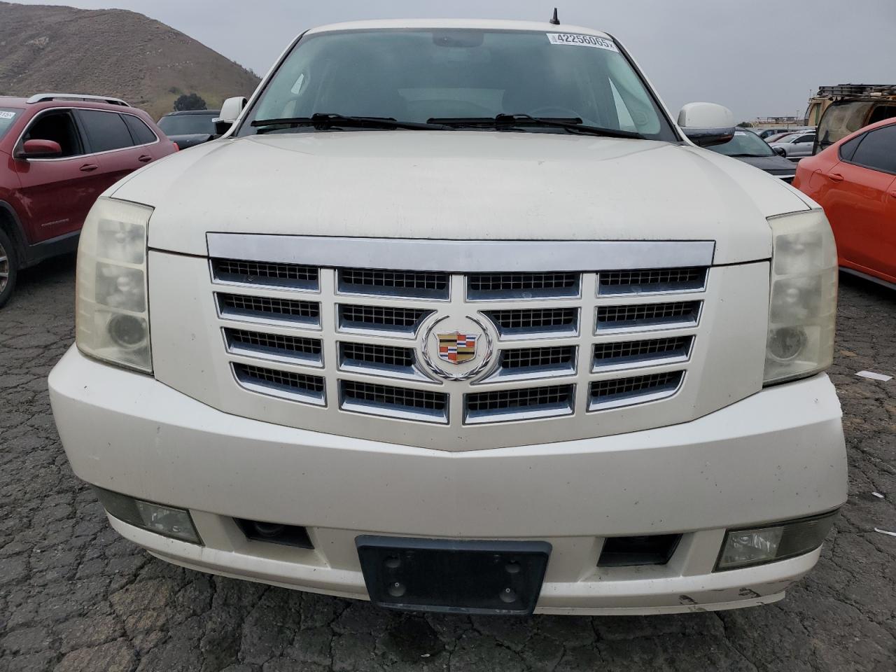 2009 Cadillac Escalade - Image 5