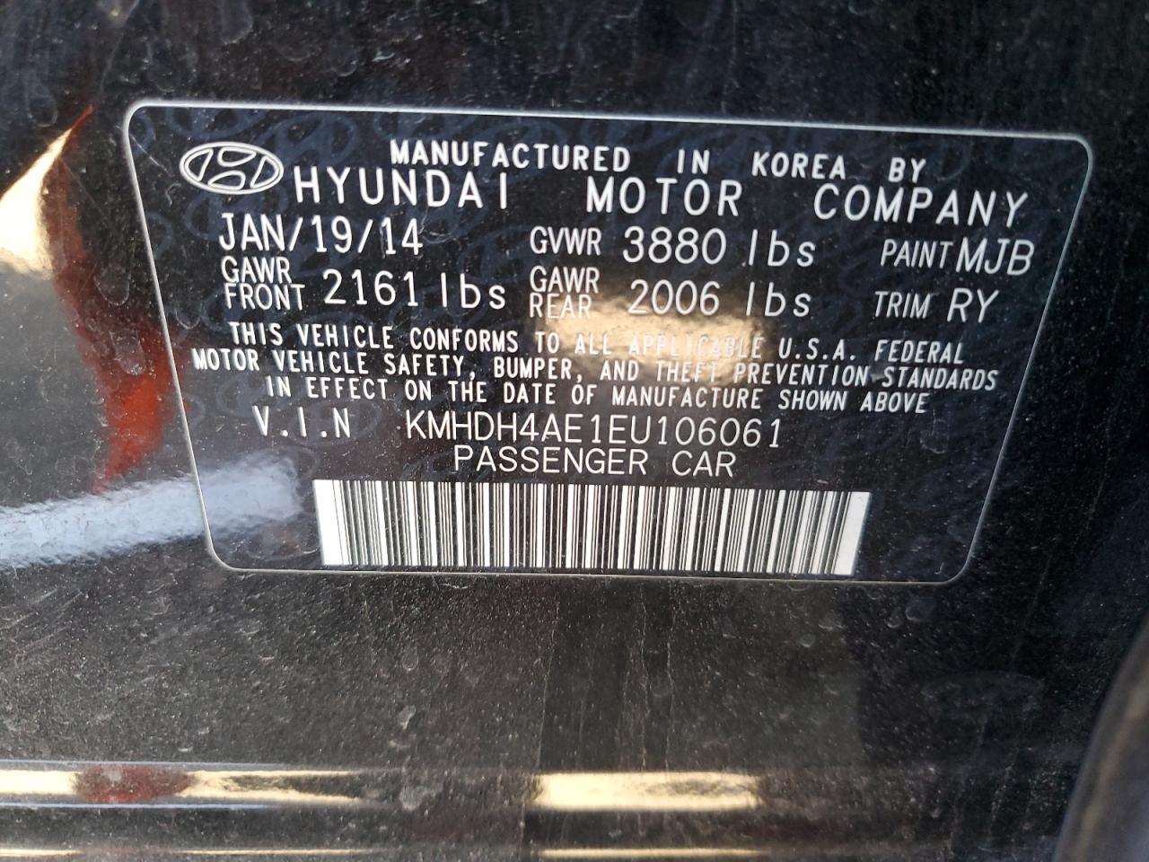 2014 Hyundai Elantra - Image 12