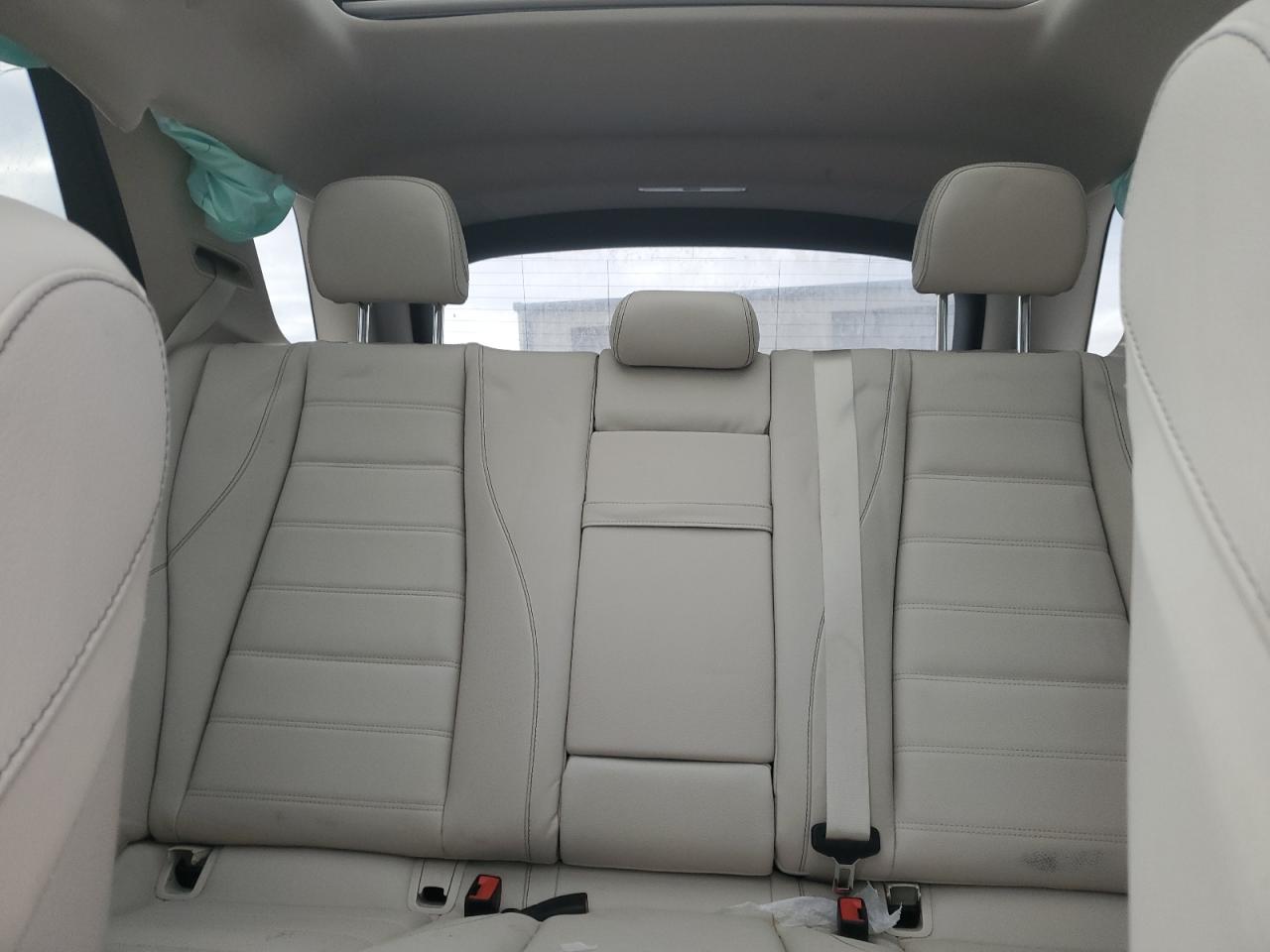 2021 Mercedes-Benz GLE - Image 10