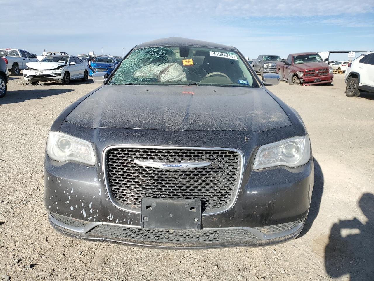 2019 Chrysler 300 - Image 5