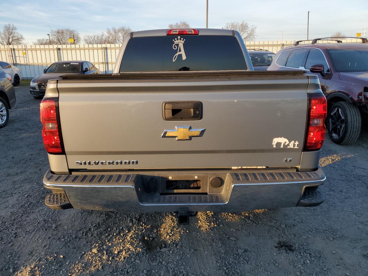 2015 Chevrolet Silverado - Image 6