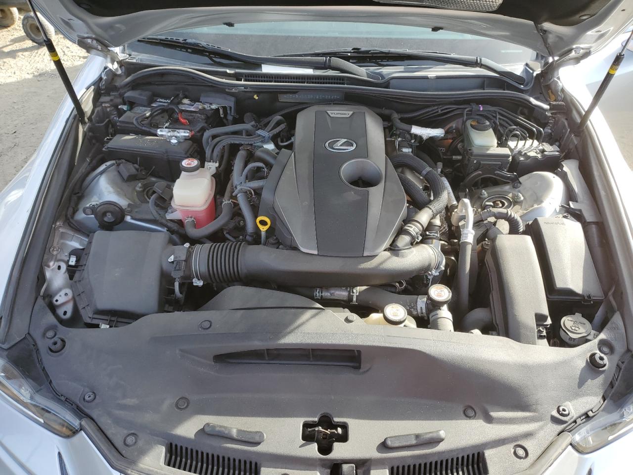 2018 Lexus IS - Image 11