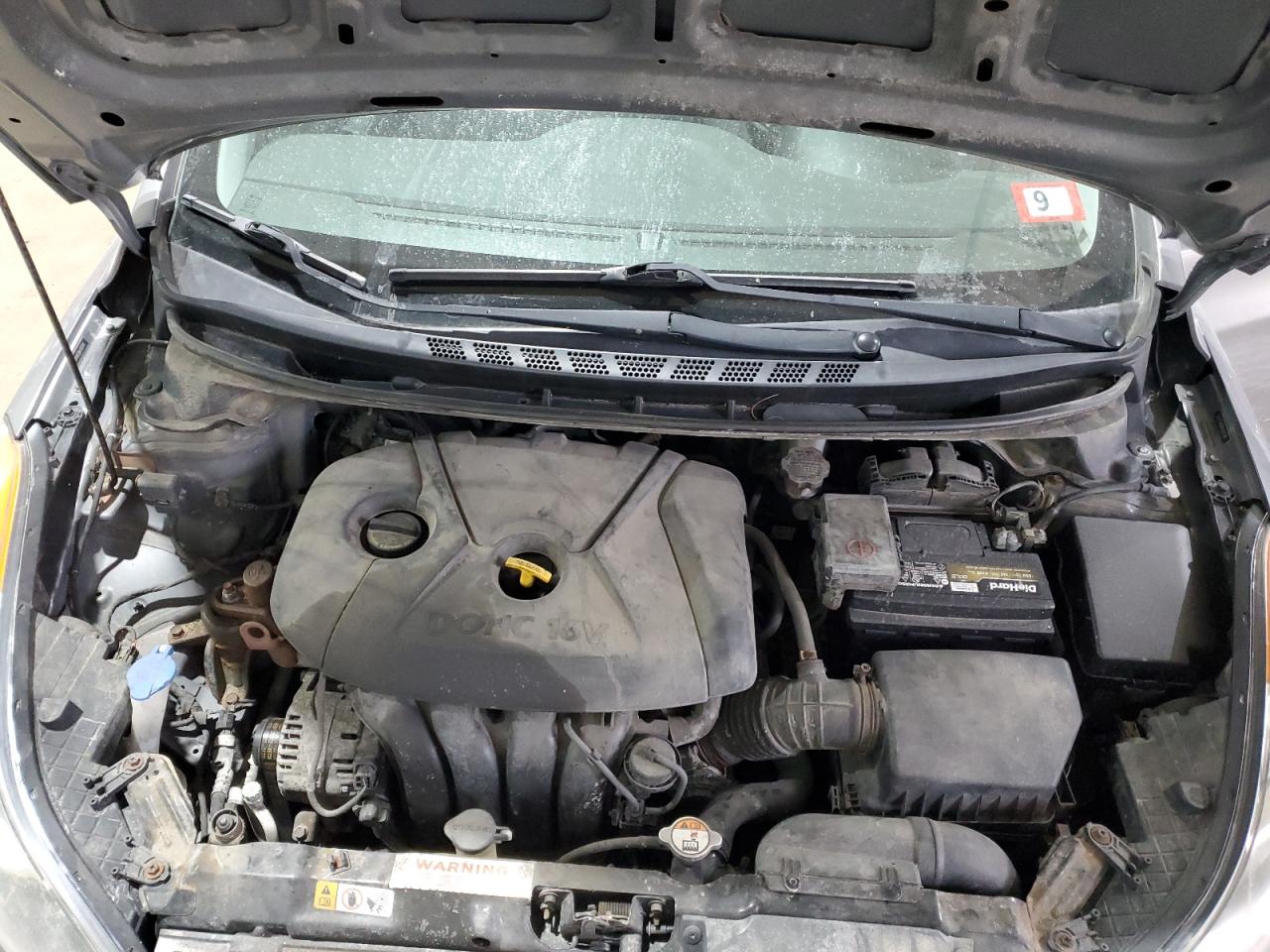 2013 Hyundai Elantra - Image 11