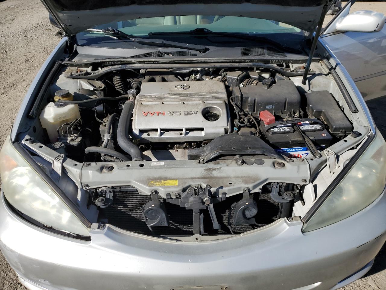 2004 Toyota Camry - Image 11