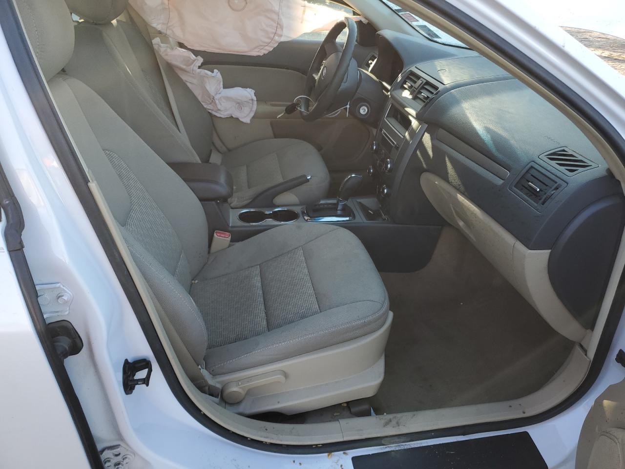 2012 Ford Fusion - Image 7