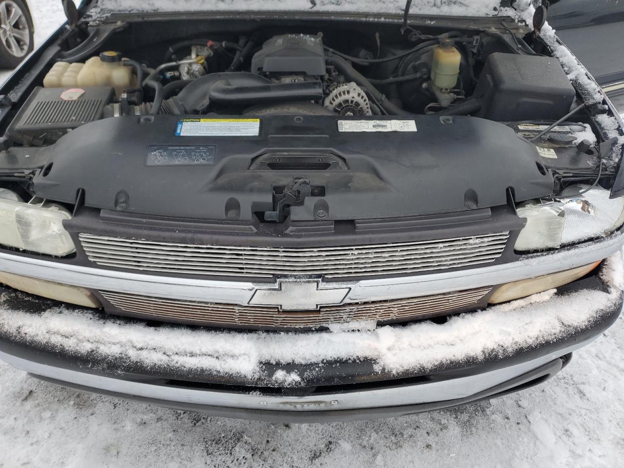 1999 Chevrolet Silverado - Image 13