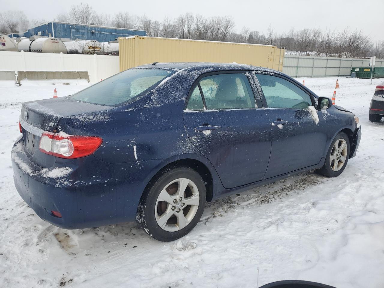 VIN 2T1BU4EE2DC963356 2013 TOYOTA COROLLA no.3