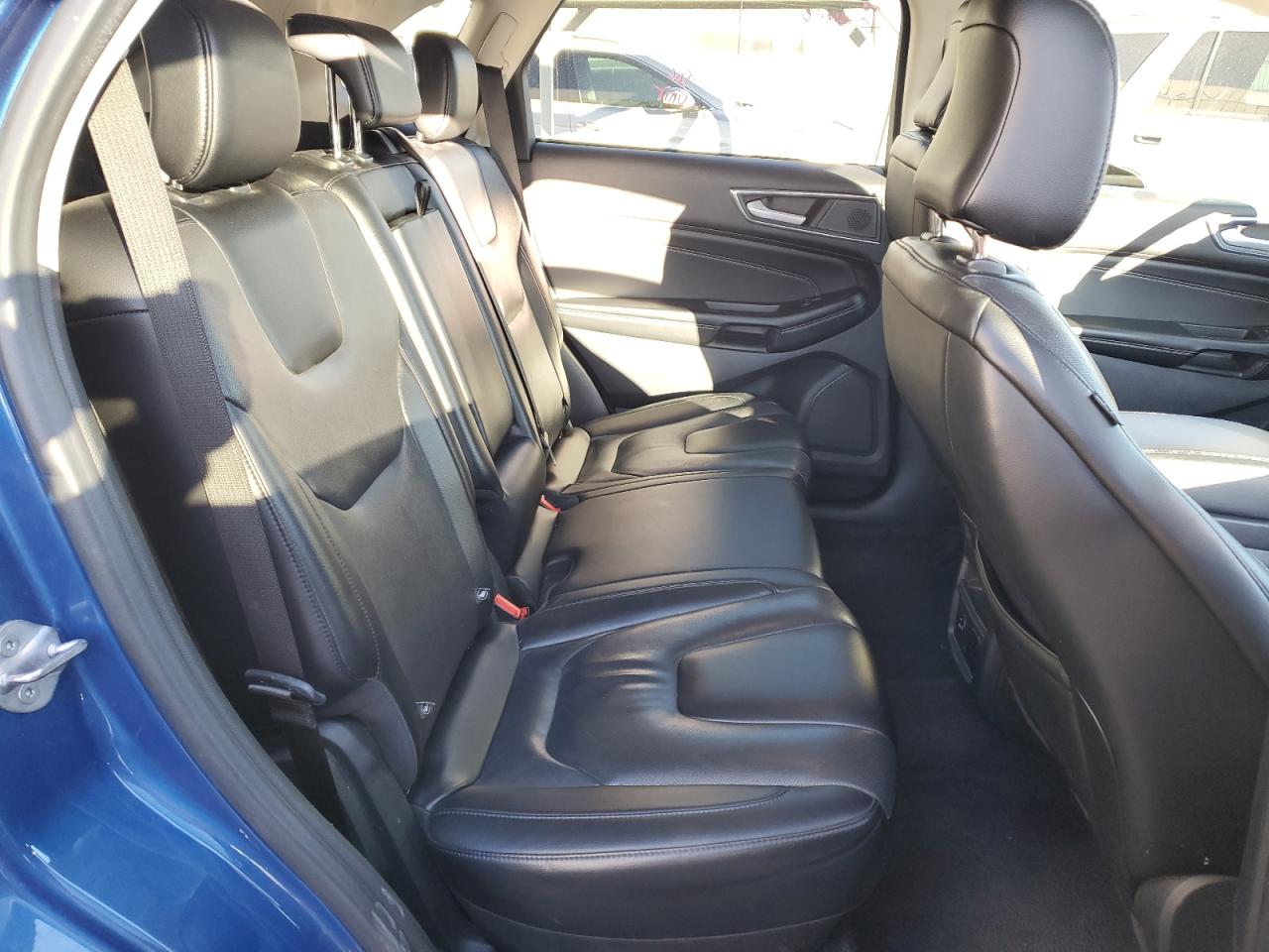 2022 Ford Edge - Image 11