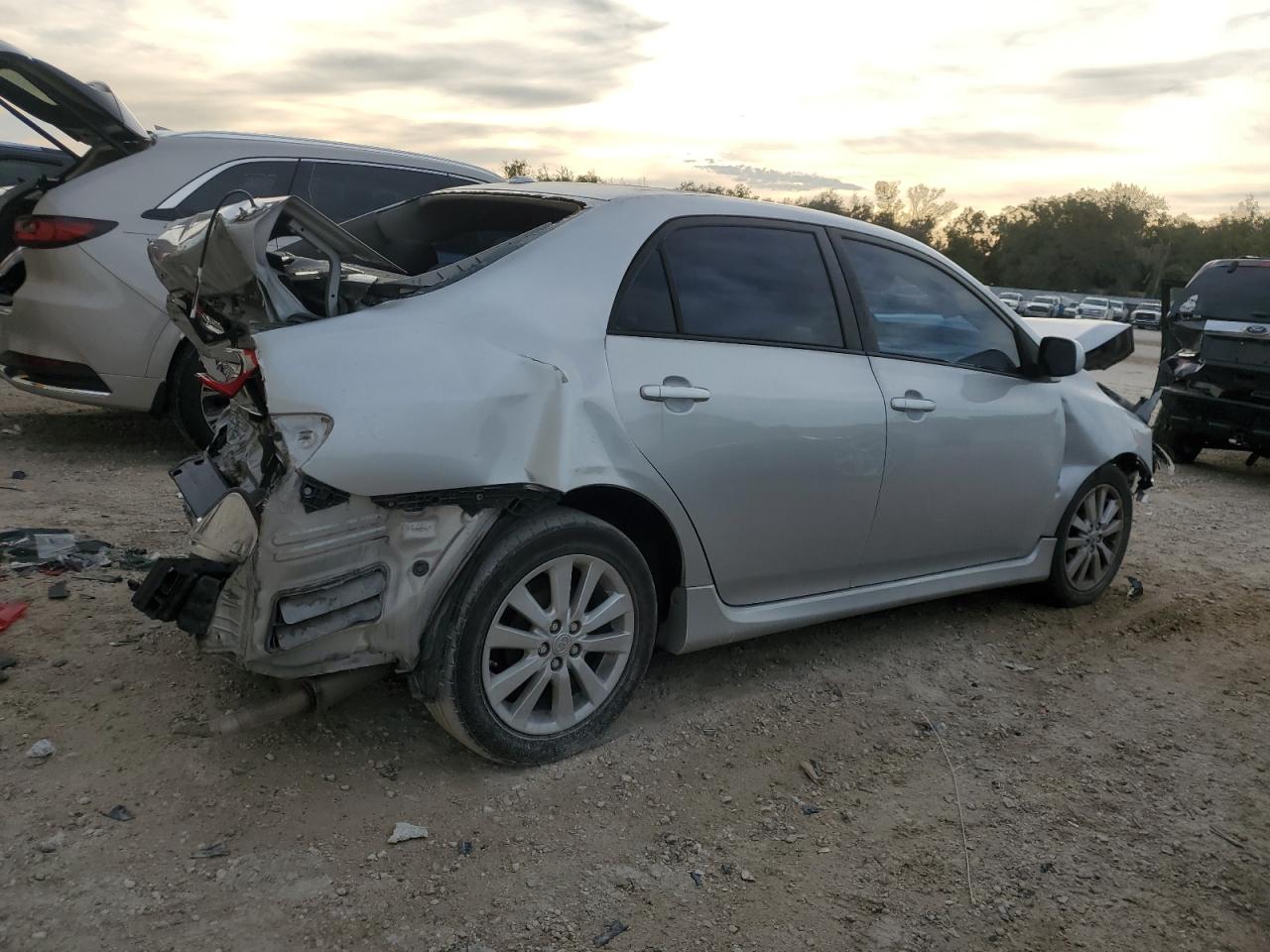 2010 Toyota Corolla - Image 3