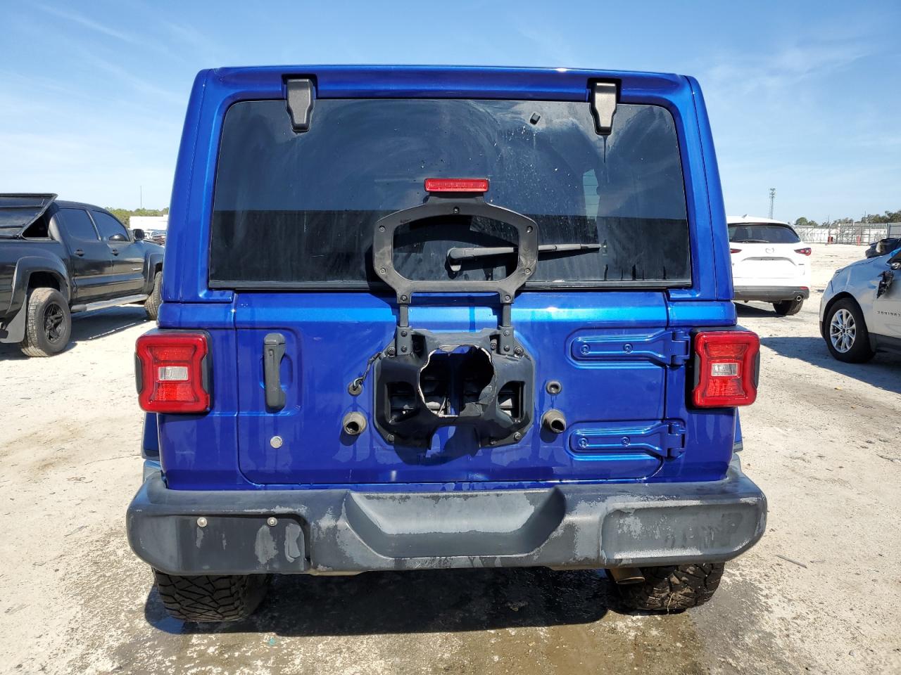 2019 Jeep Wrangler - Image 6