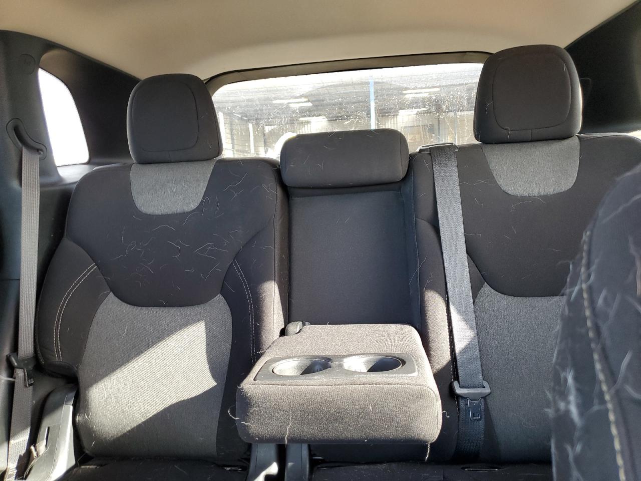 2018 Jeep Grand Cherokee - Image 10