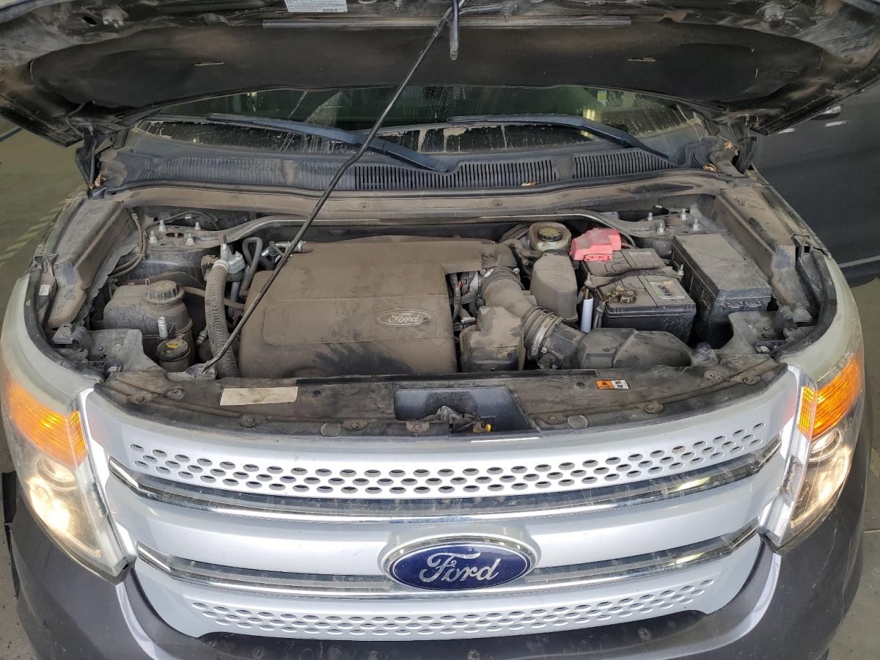 2014 Ford Explorer - Image 12