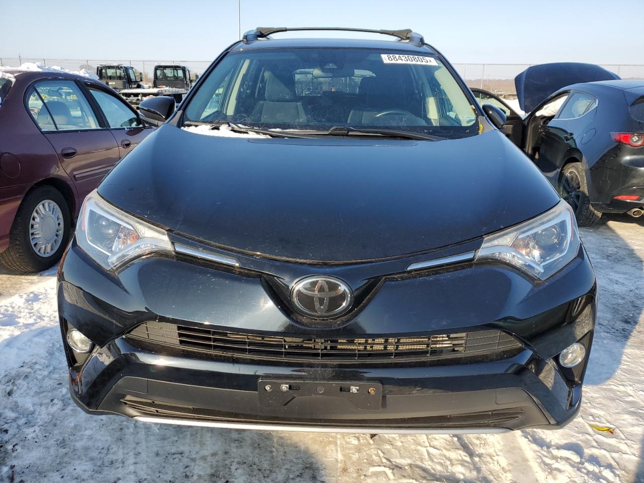 2018 Toyota RAV 4 - Image 5