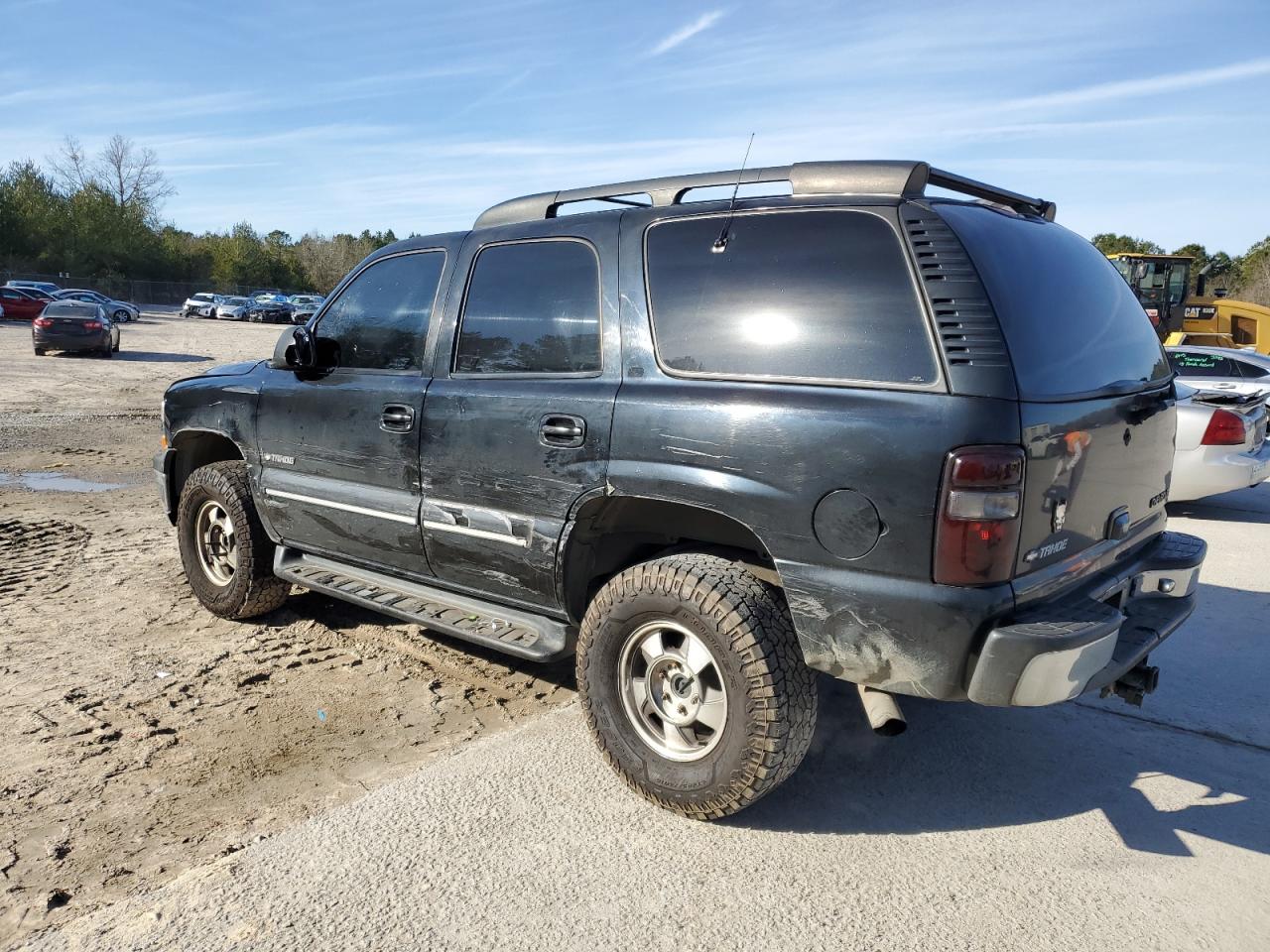 2001 Chevrolet Tahoe - Image 2