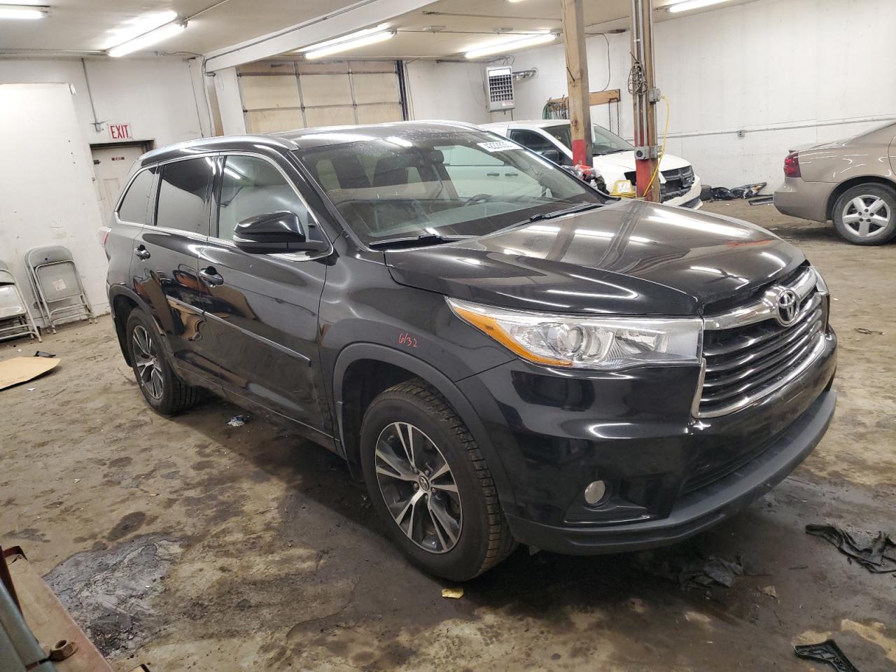 VIN 5TDJKRFH7GS343296 2016 TOYOTA HIGHLANDER no.4