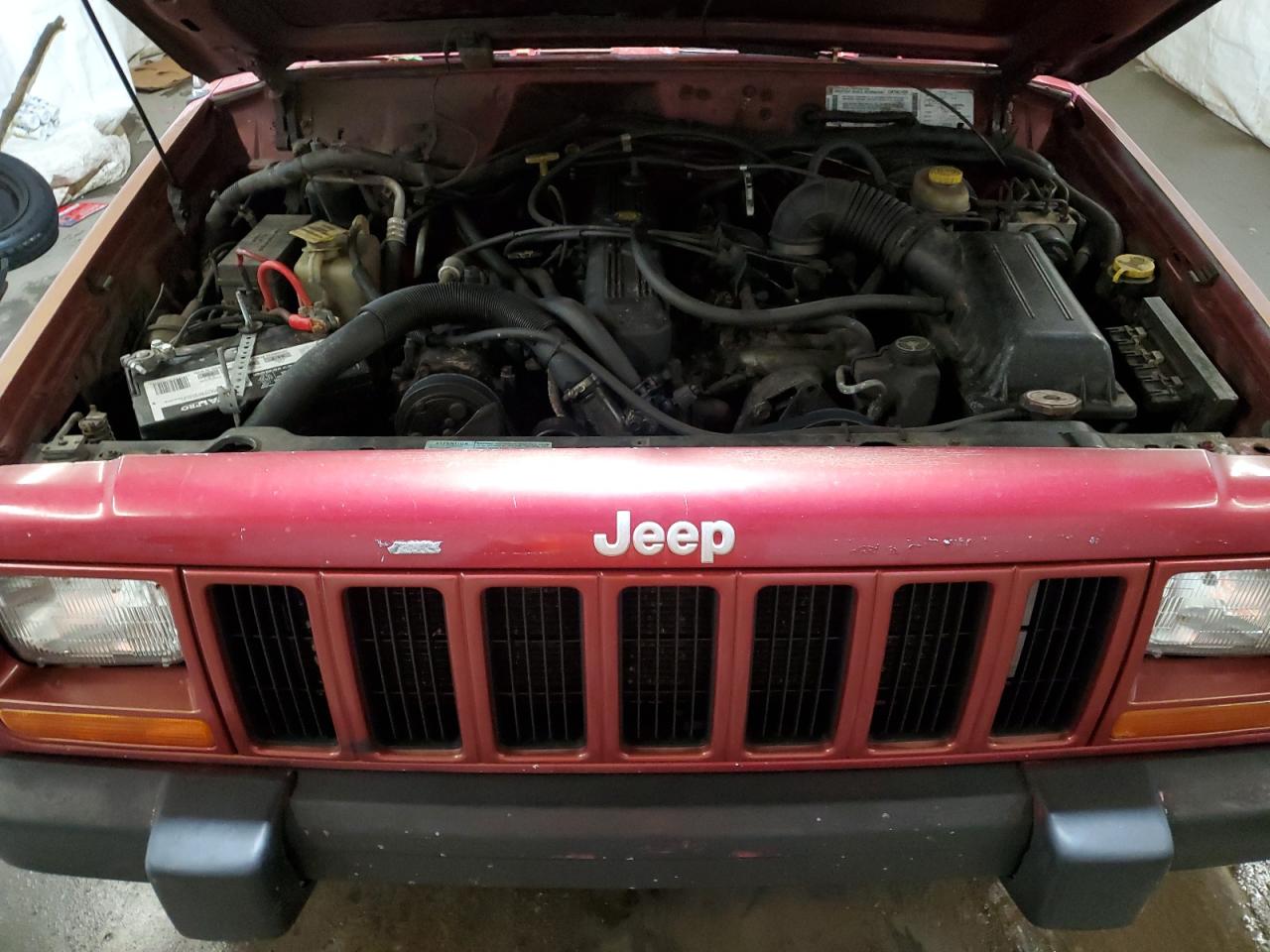 1998 Jeep Cherokee - Image 12