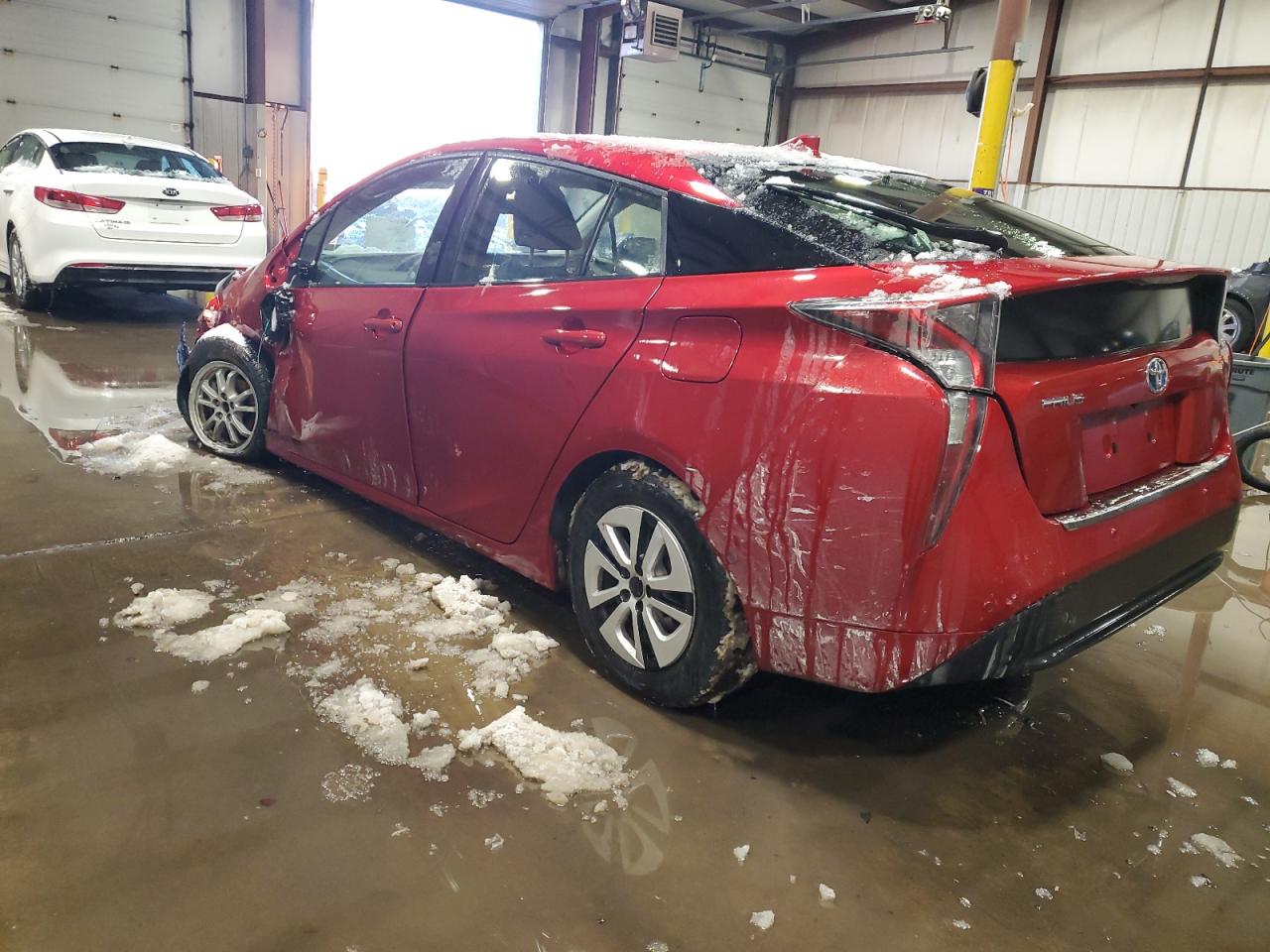 2017 Toyota Prius - Image 2