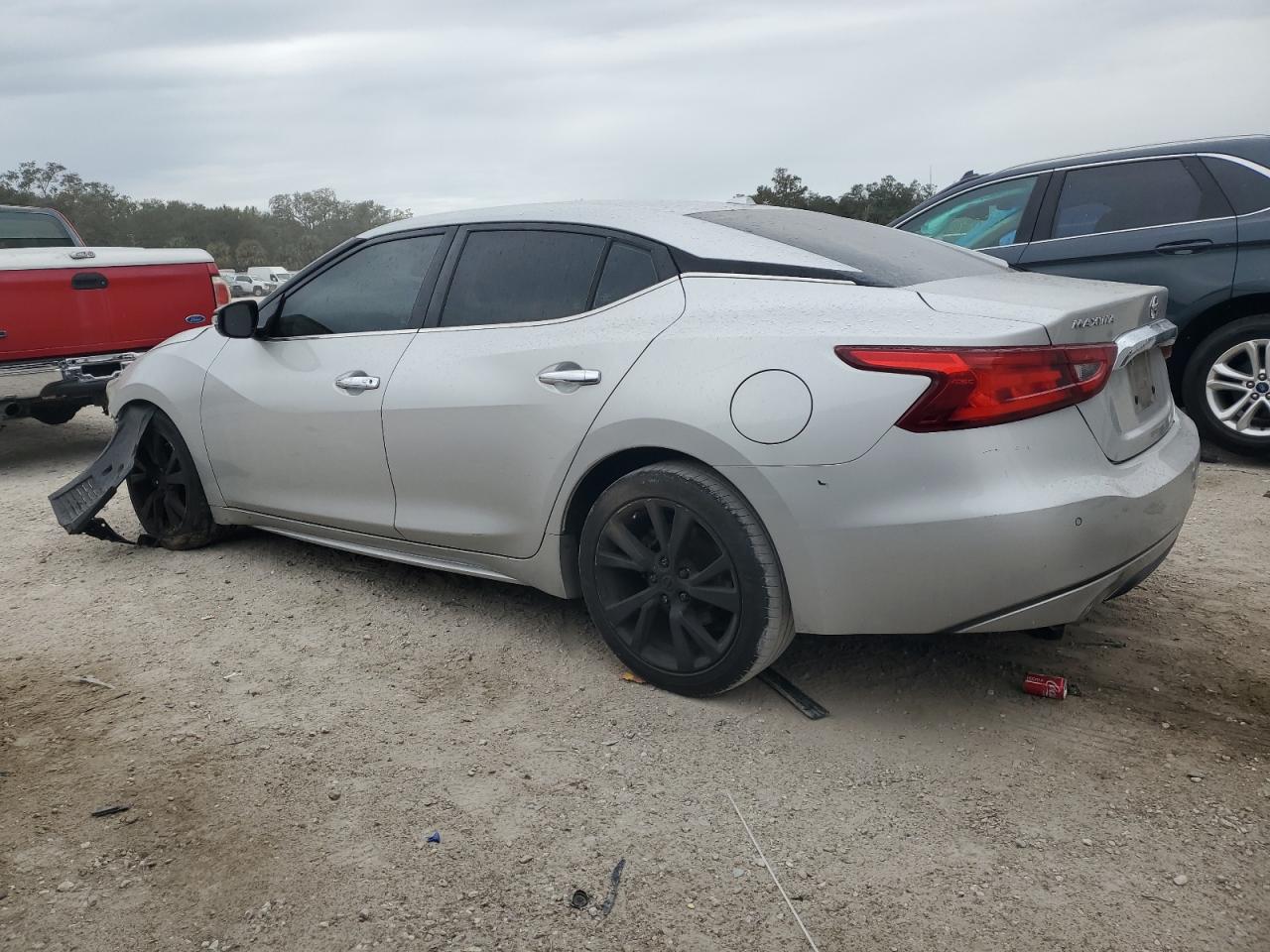 2018 Nissan Maxima - Image 2