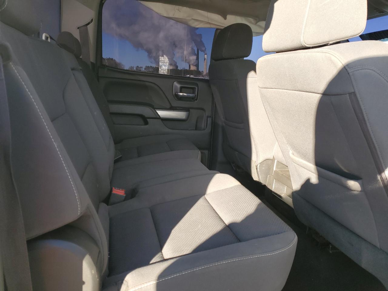 2017 Chevrolet Silverado - Image 10