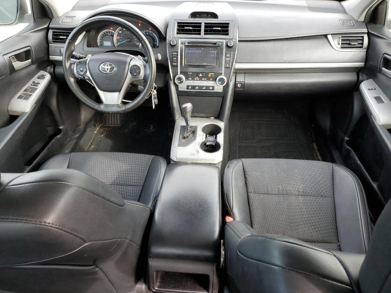 2014 Toyota Camry - Image 8