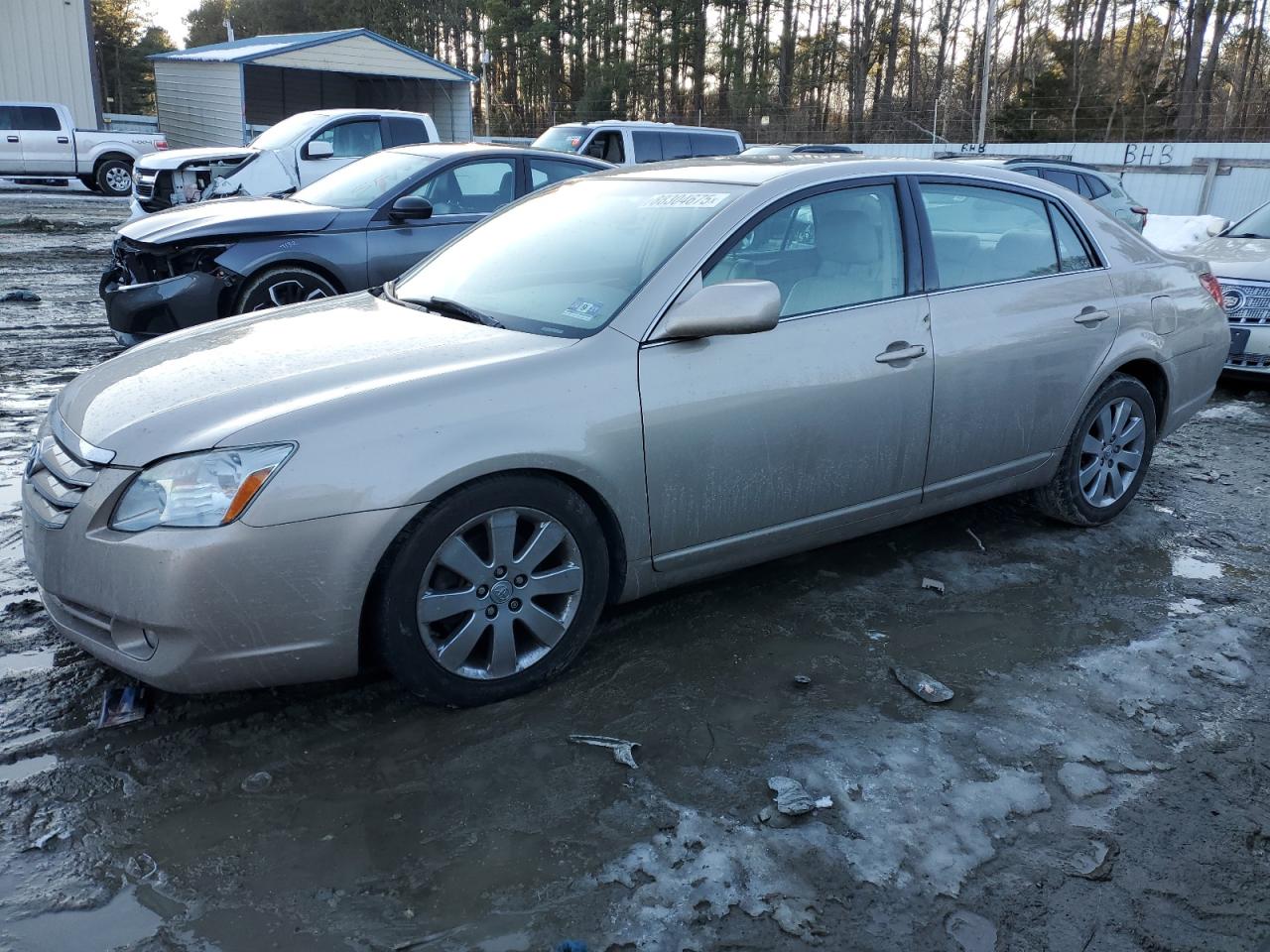 2007 Toyota Avalon - Image 1