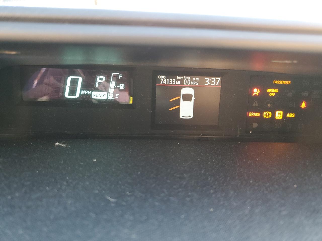 2014 Toyota Prius - Image 9