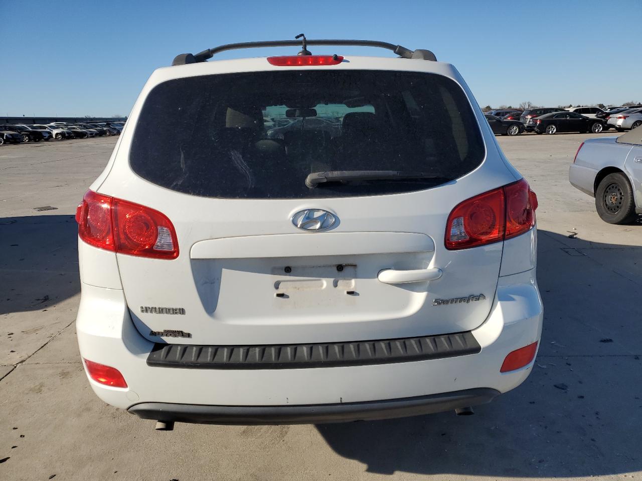 2009 Hyundai Santa Fe - Image 6