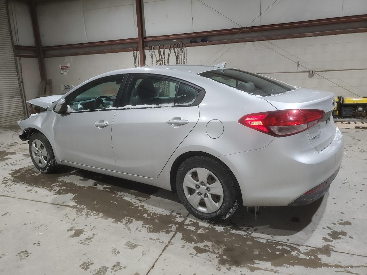 2018 Kia Forte - Image 2