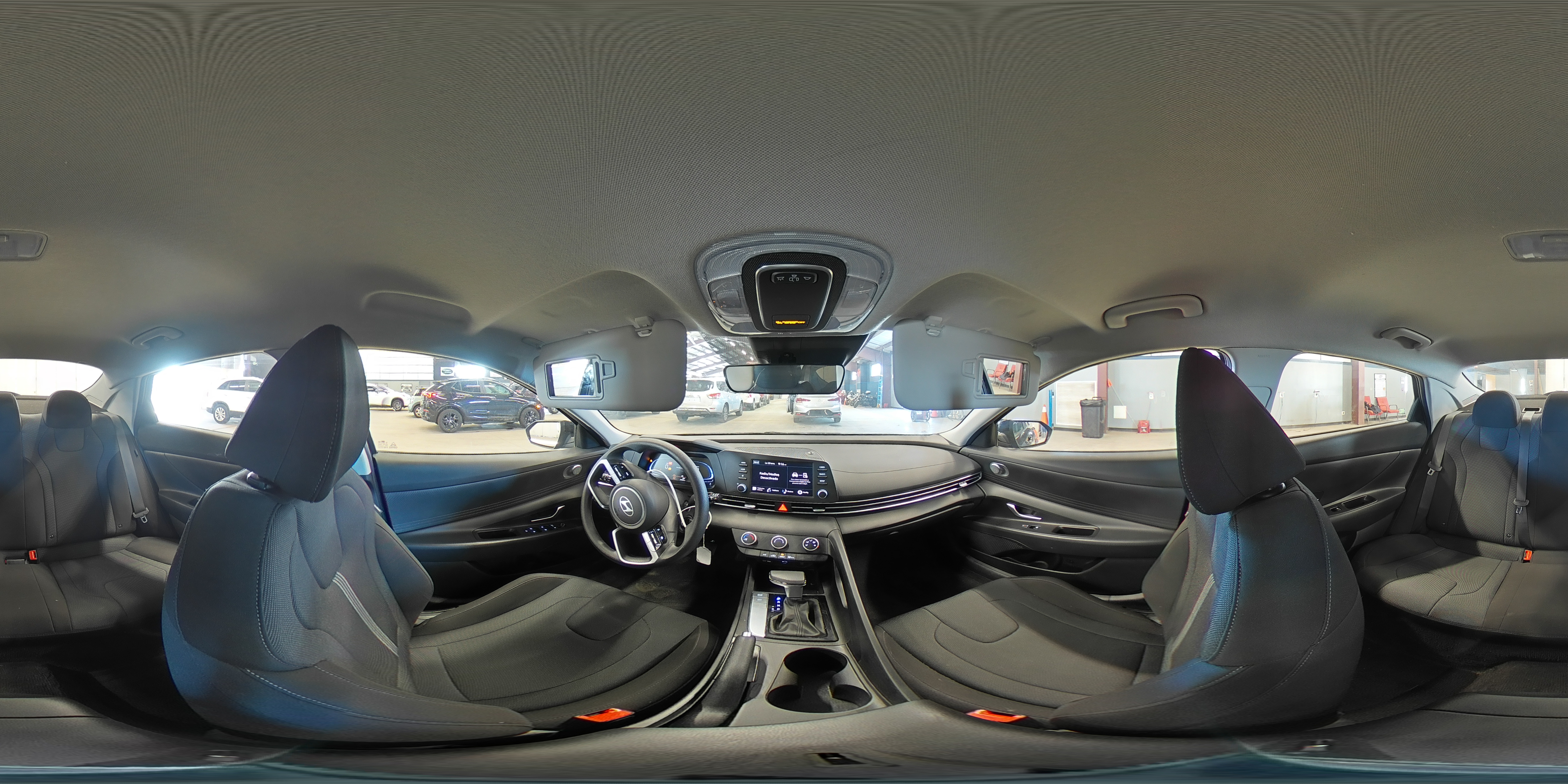 2024 Hyundai Elantra - Image 12