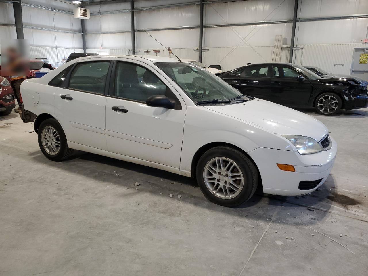 2007 Ford Focus - Image 4