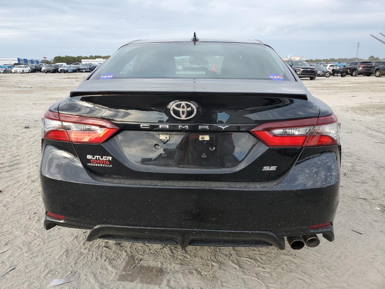2022 Toyota Camry - Image 6