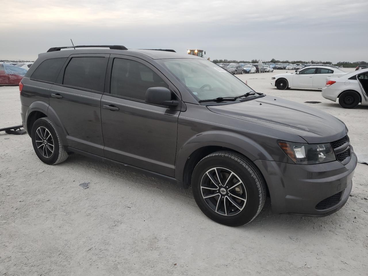 2018 Dodge Journey - Image 4