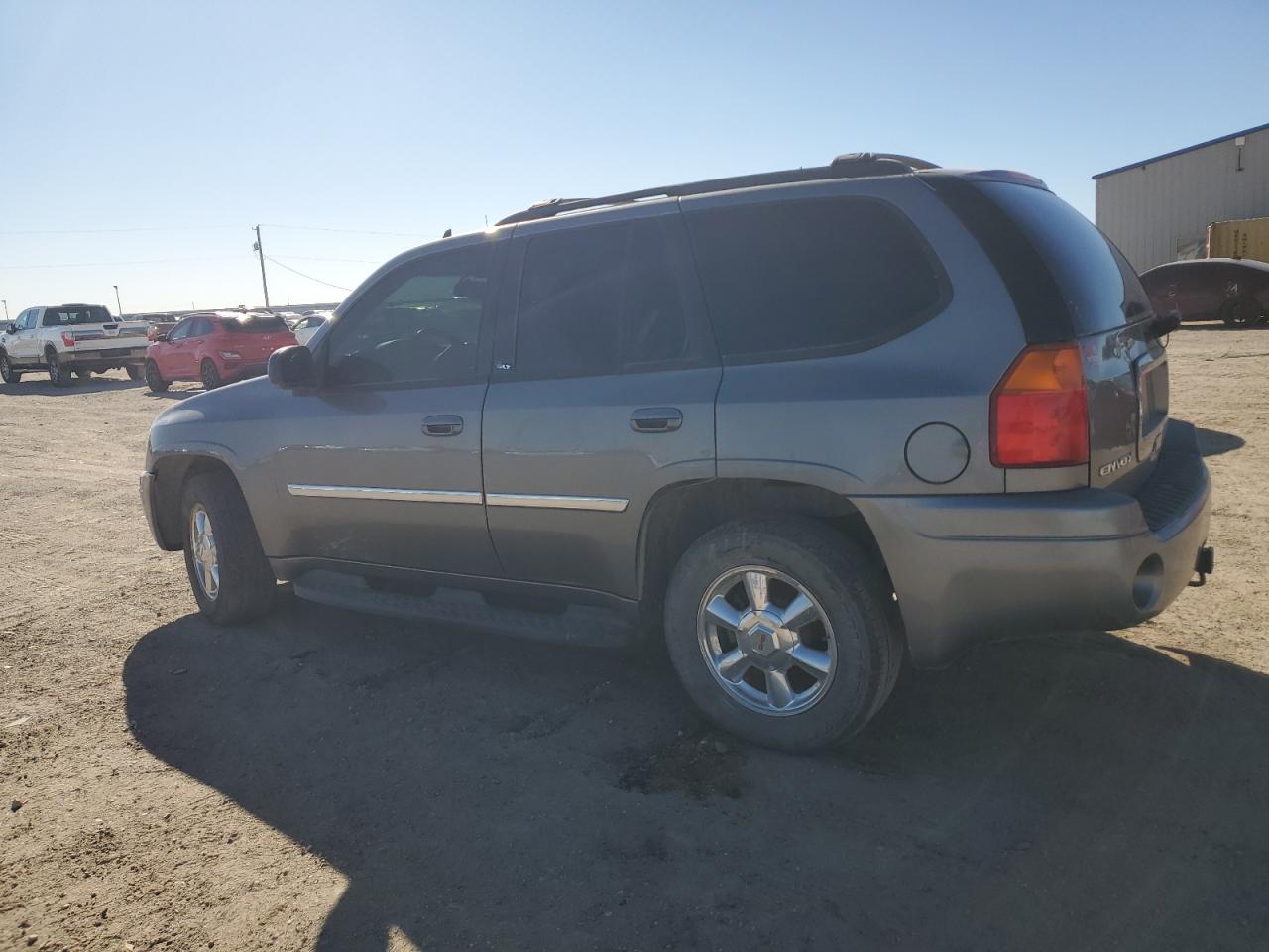 2008 GMC Envoy - Image 2