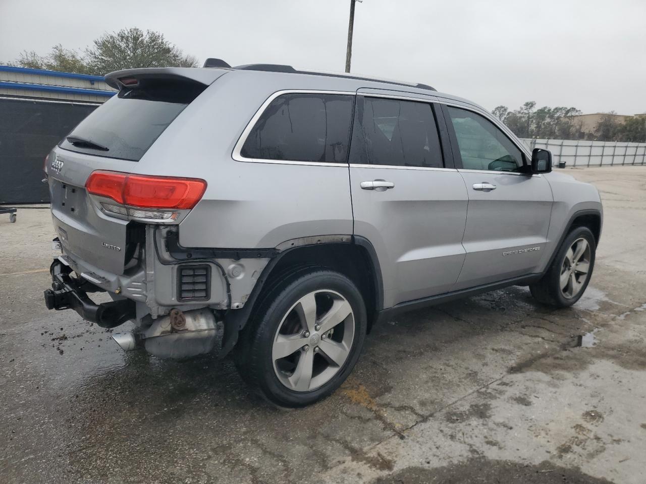 2014 Jeep Grand Cherokee - Image 3
