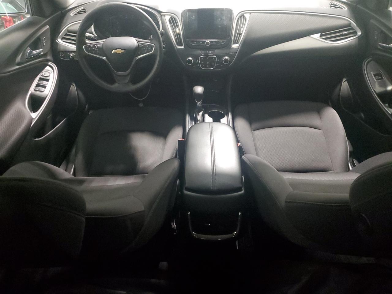 2022 Chevrolet Malibu - Image 8