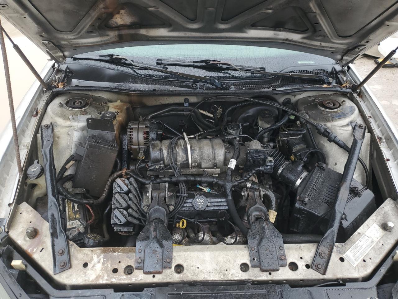 2004 Pontiac Grand Prix - Image 11