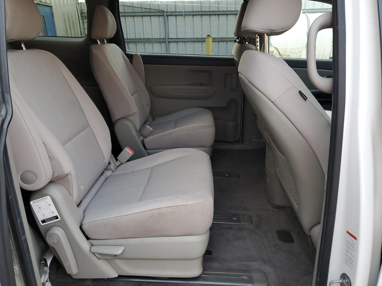2020 Kia Sedona - Image 11
