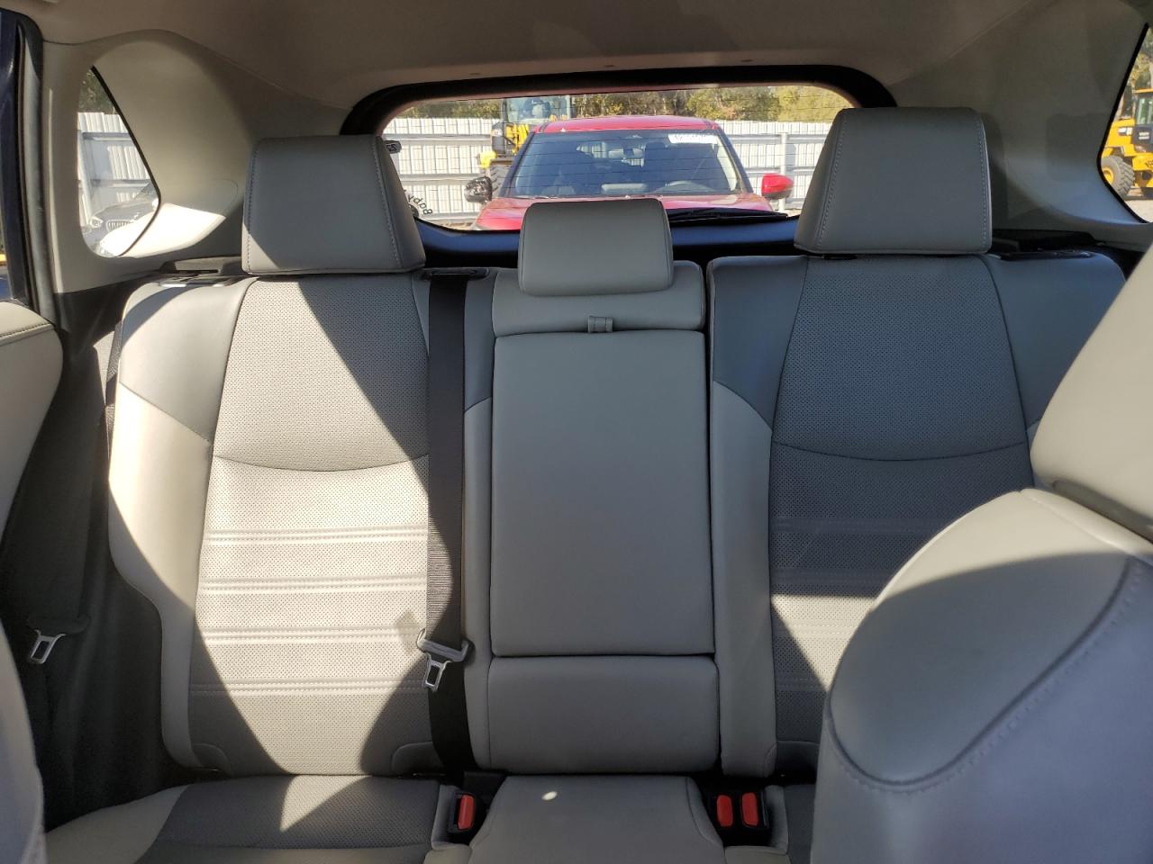 2022 Toyota RAV 4 - Image 10
