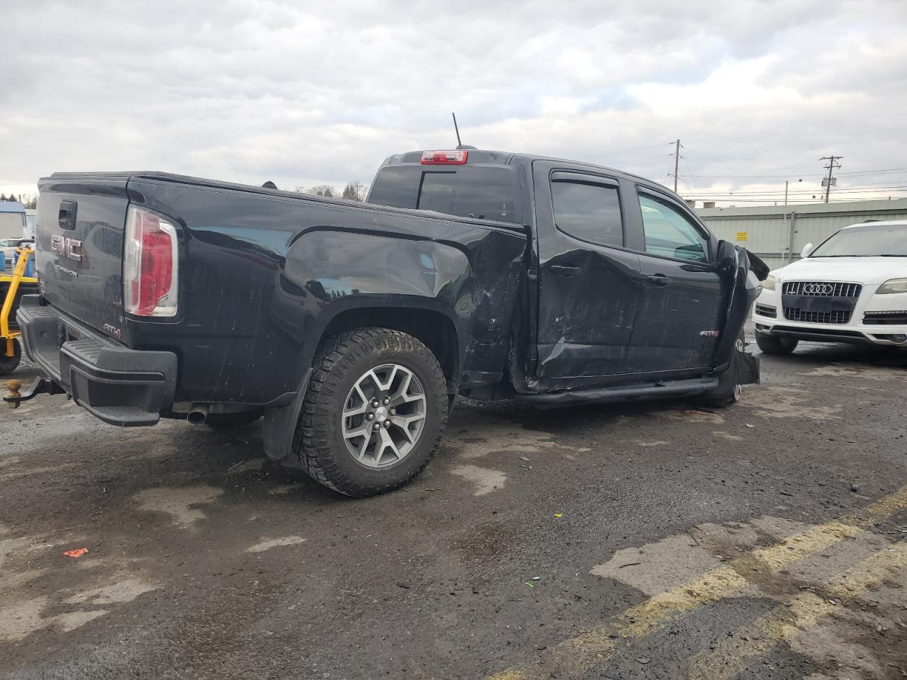 2022 GMC Canyon - Image 3