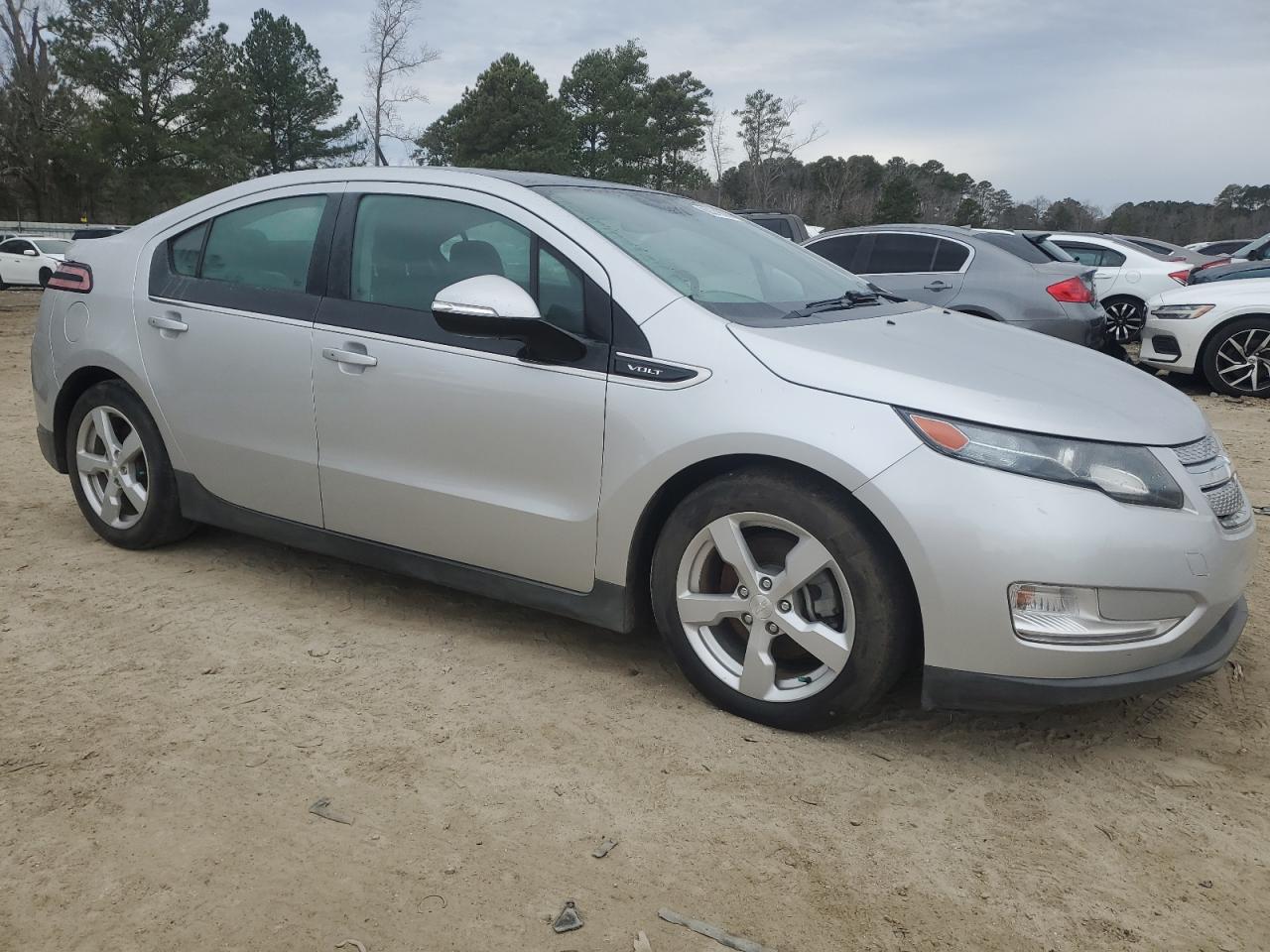 2012 Chevrolet Volt - Image 4