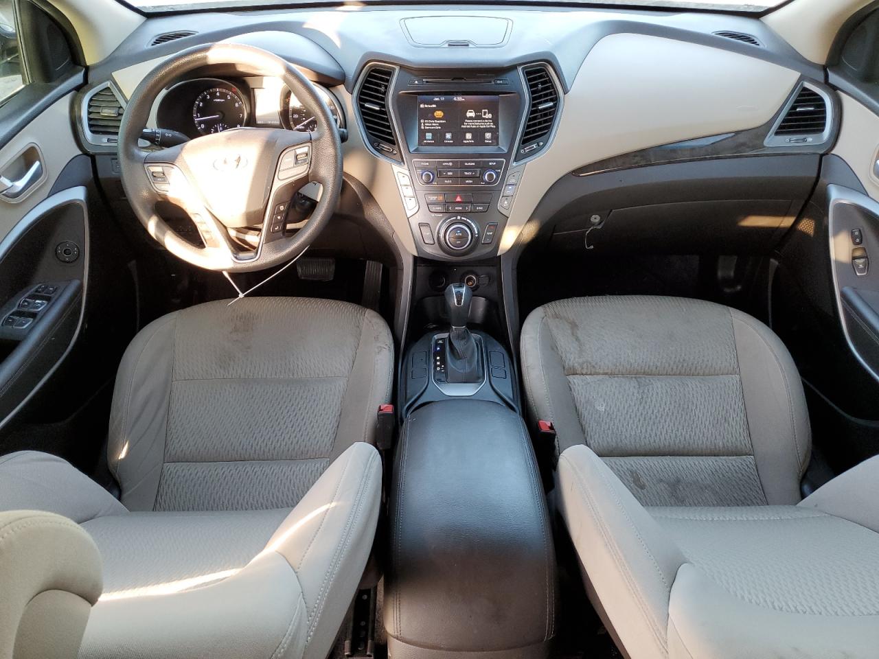 2018 Hyundai Santa Fe - Image 8