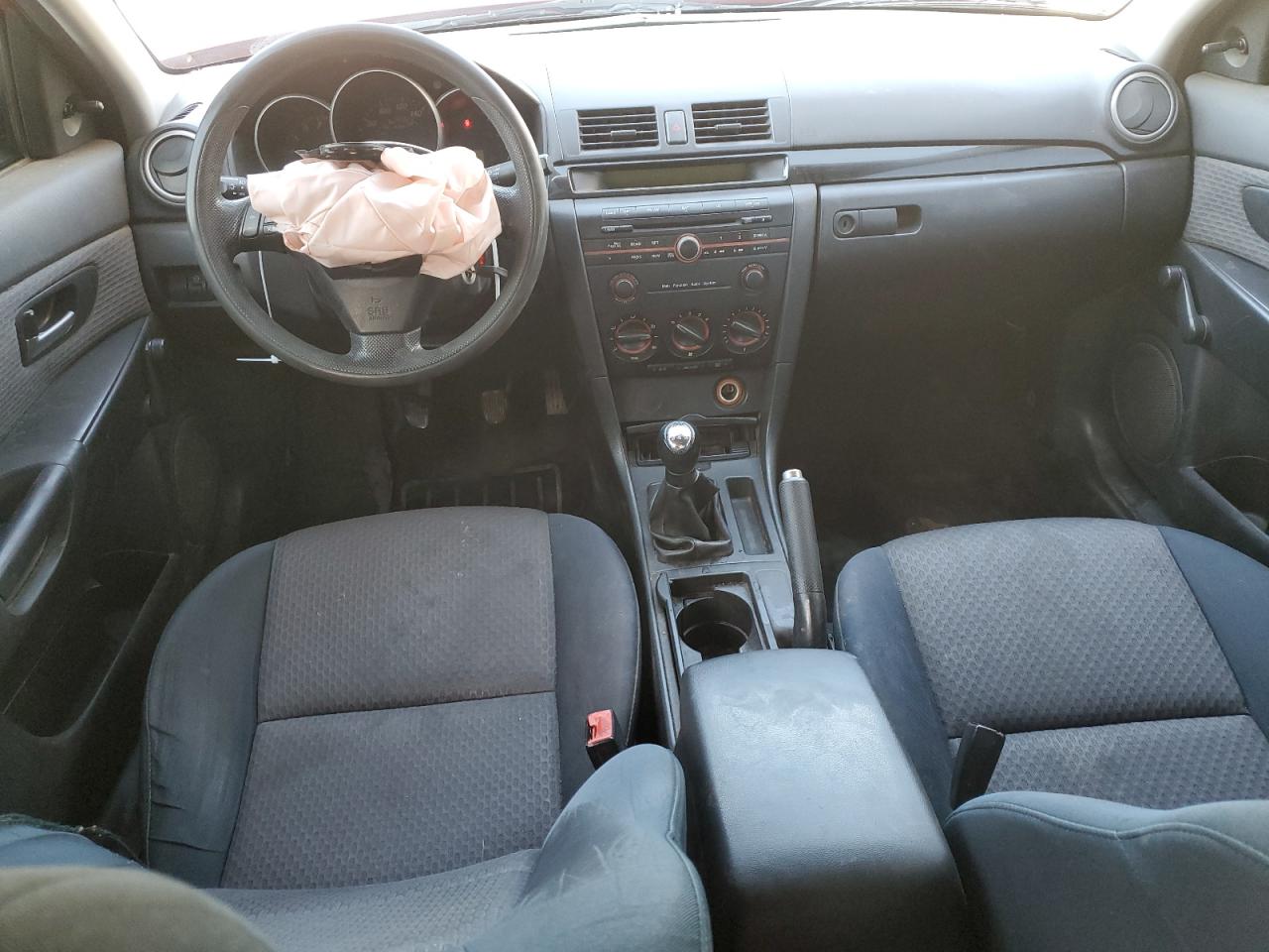 2005 Mazda 3 - Image 8