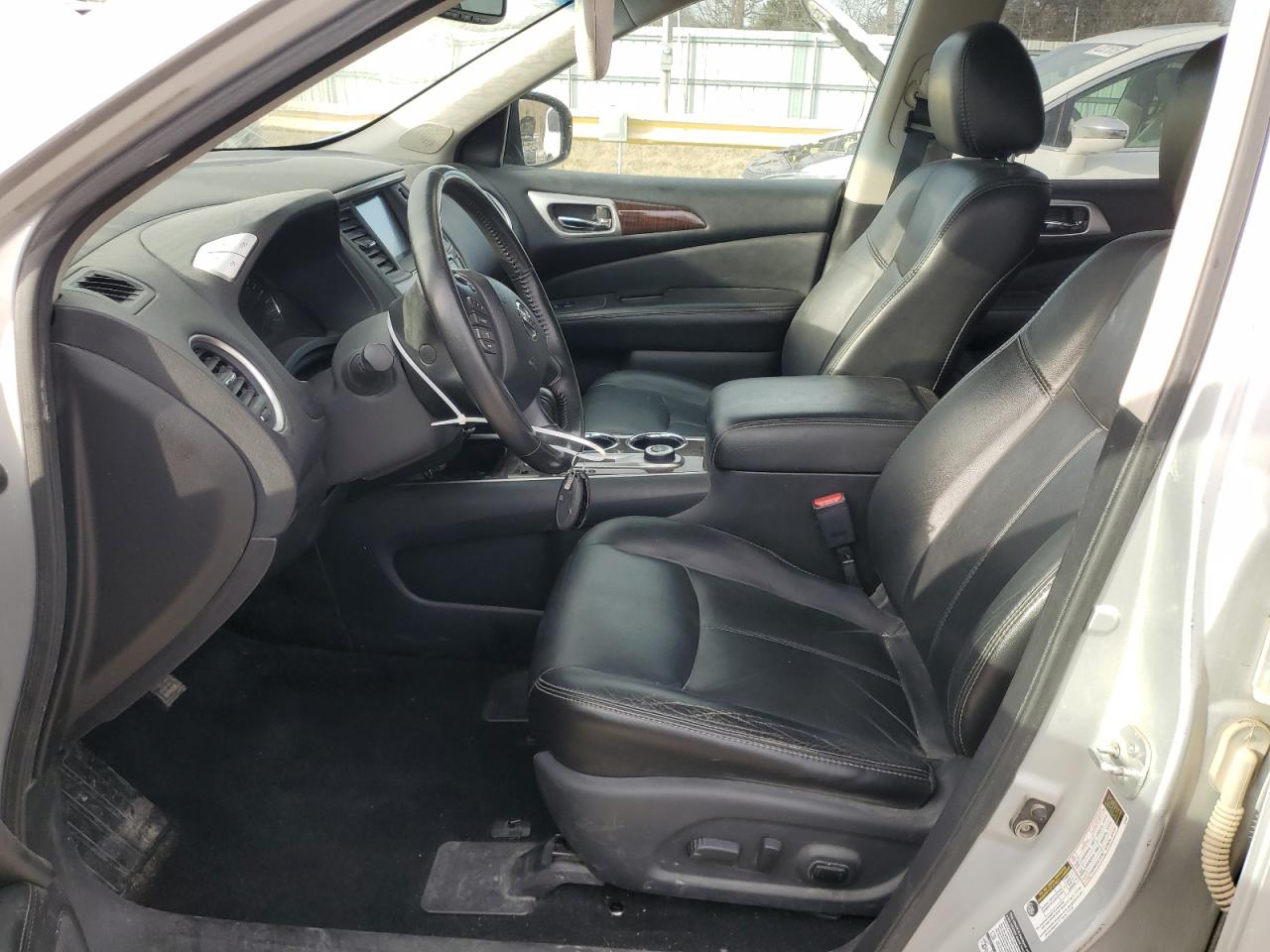 2014 Nissan Pathfinder - Image 7