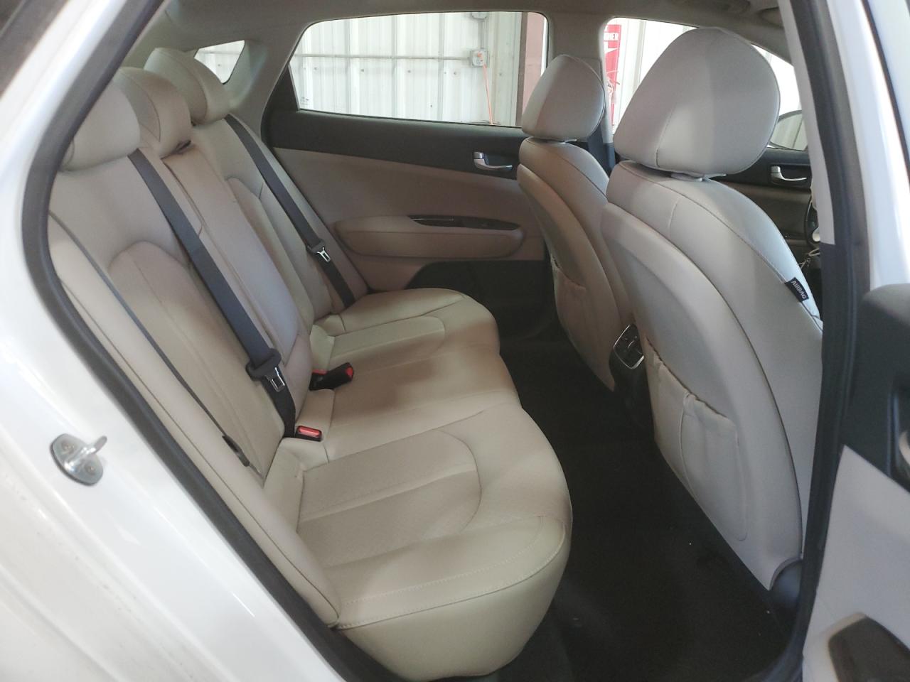 2018 Kia Optima - Image 11