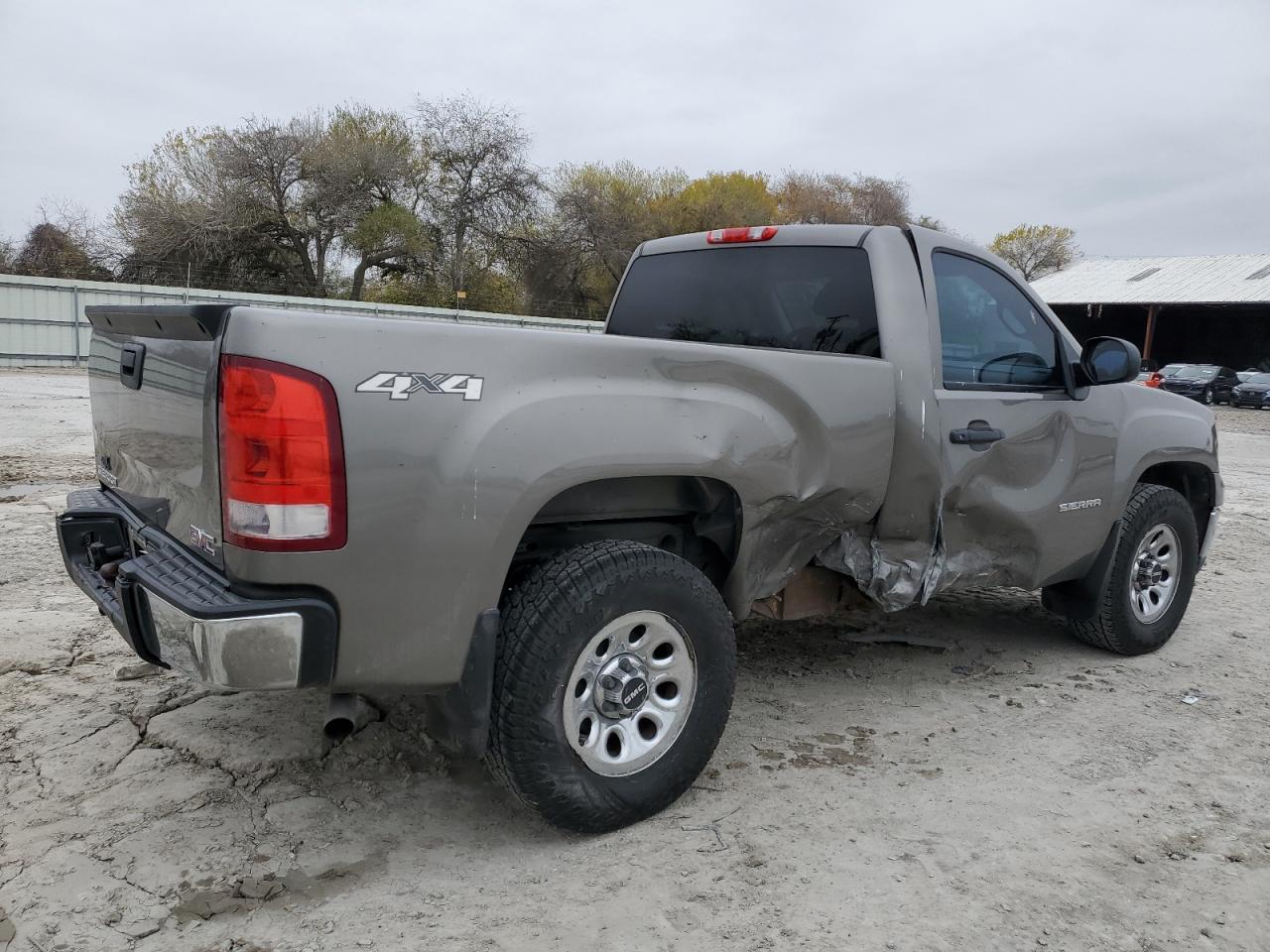 2012 GMC Sierra - Image 3