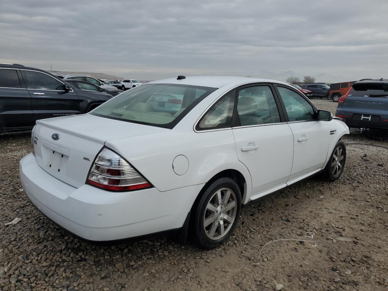 2008 Ford Taurus - Image 3