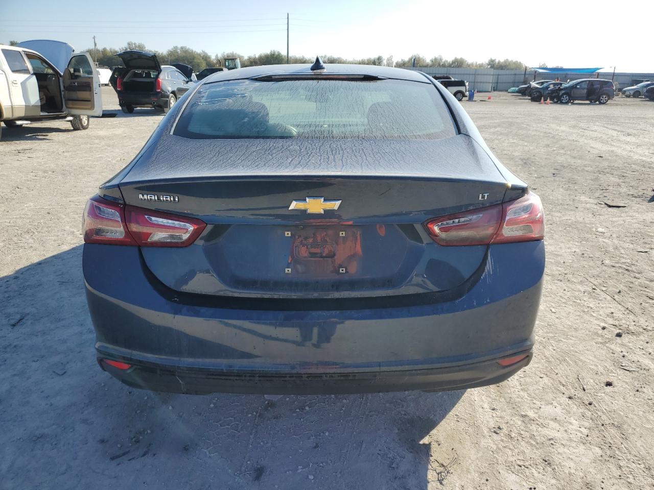 2021 Chevrolet Malibu - Image 6