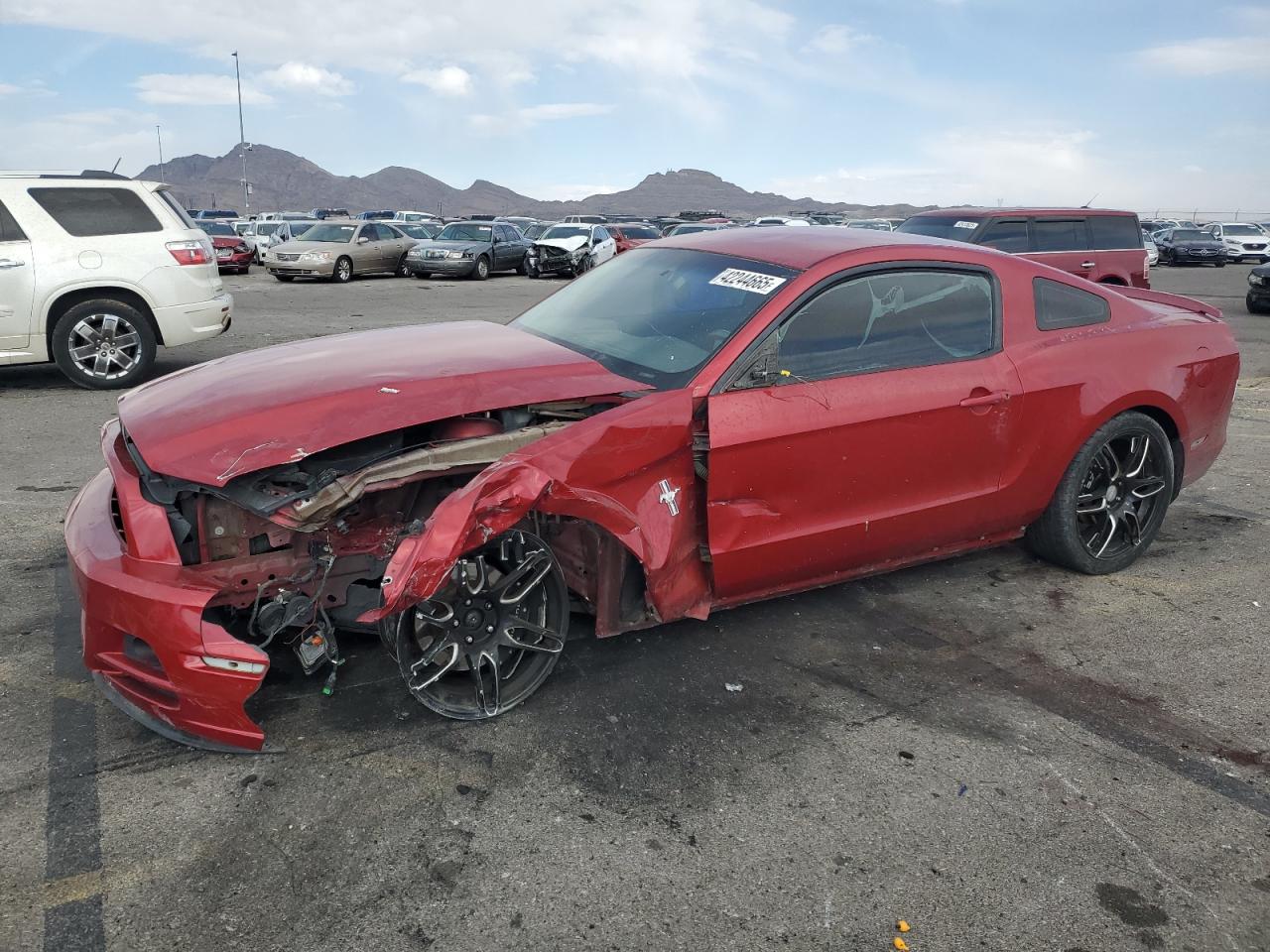 2013 Ford Mustang  იყიდება North Las Vegas-ში, NV - Front End