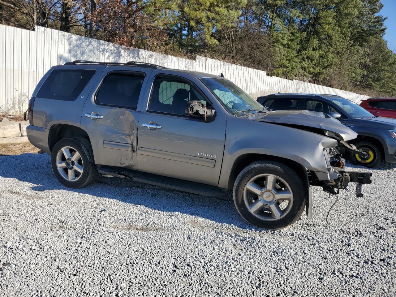 2012 Chevrolet Tahoe - Image 4